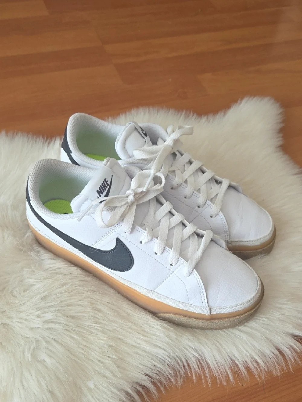 Nike Womens Court Legacy Nature White Sneakers Anthracite Gum 8.5M
